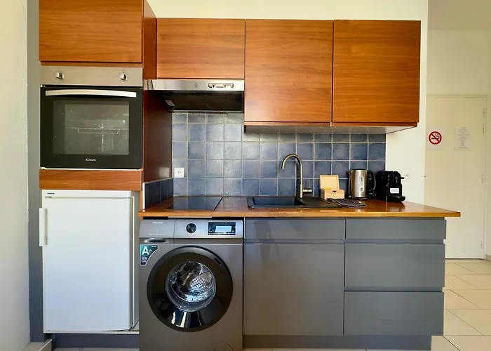 Andrea By Scls Locations * Cannes